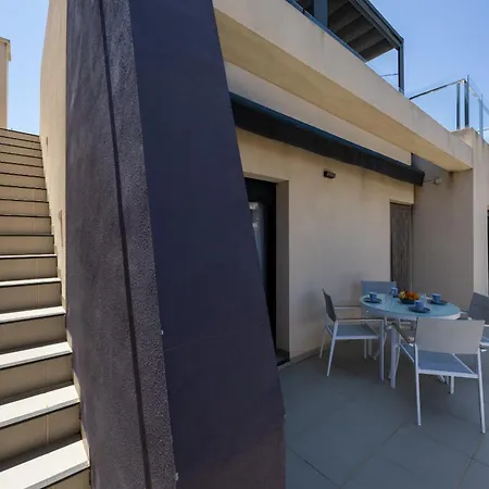 Azure - Moderno Con Terraza Privada